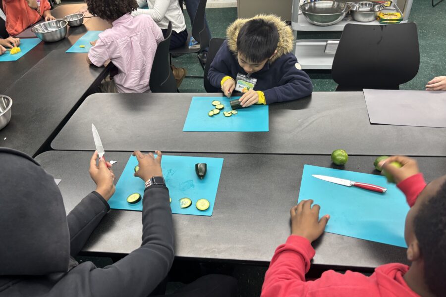 Kids in The Sylvia Center cooking class at Grand Street Settlement at Rutgers Community Center